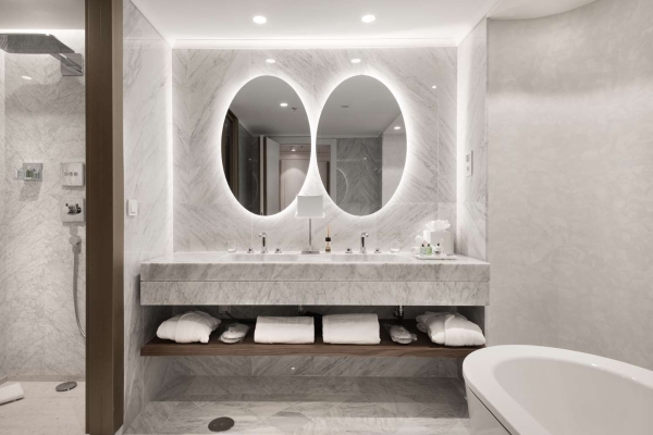 Hotel NH Collection Madrid Eurobuilding